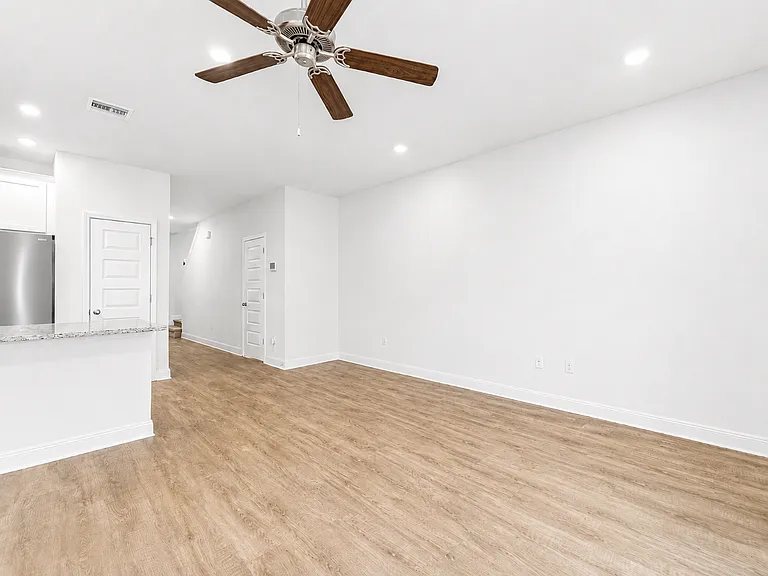 1665 Caleigh Ct — Photo 7