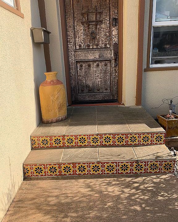 1796 Poli front stoop