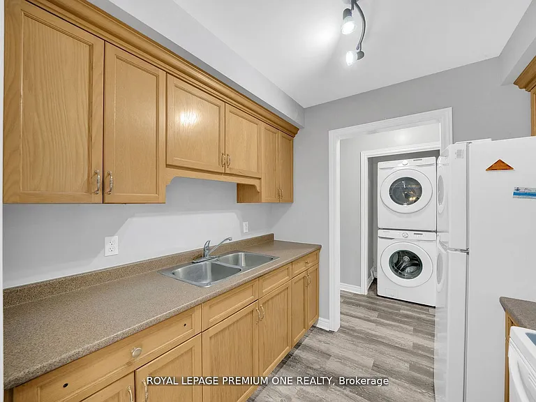 269 Berry St — Photo 13