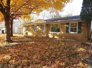 1611 Bradford Ln, Normal, IL 61761