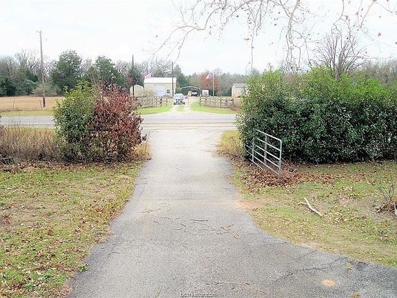 4th image of 6912 State Highway 7 W