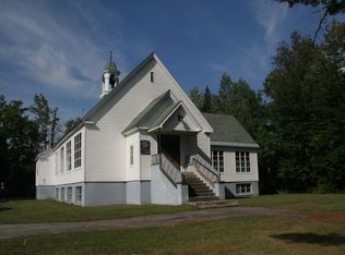 52 Elm St, Lunenburg, VT 05906