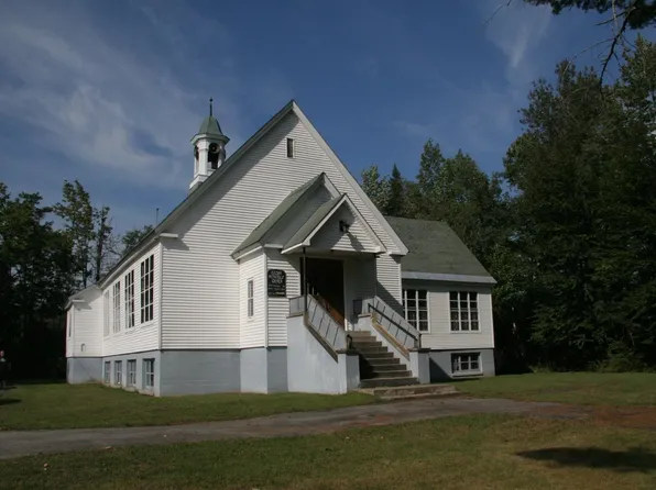 52 Elm Street, Lunenburg, VT 05906