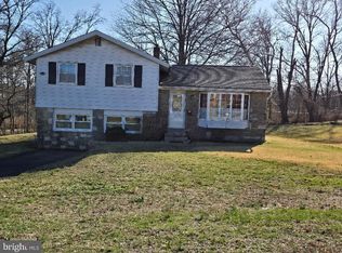 3420 W Mill Rd, Hatboro, PA 19040