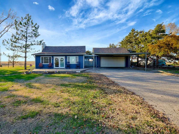 74 Eureka Lake Rd, Eureka, KS 67045