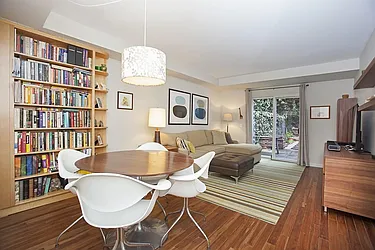 Sold by Space Marketing Shop