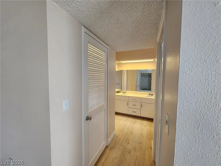 4732 Obannon Dr #D — Photo 20