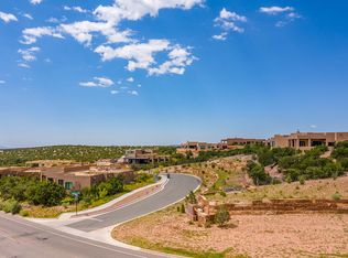 1806 Arbolitos Ln, Santa Fe, NM 87506