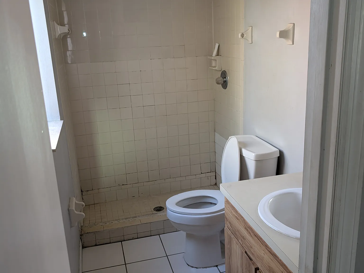 1 bed, 250 sqft, $740 — Photo 2