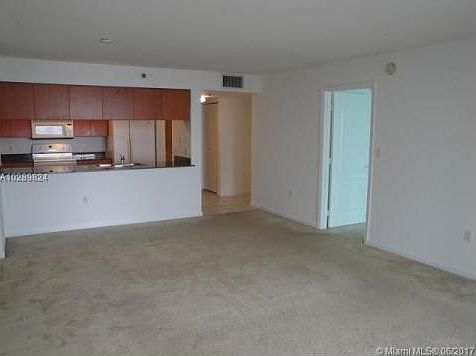4th image of 1200 Brickell Bay Dr APT 3821
