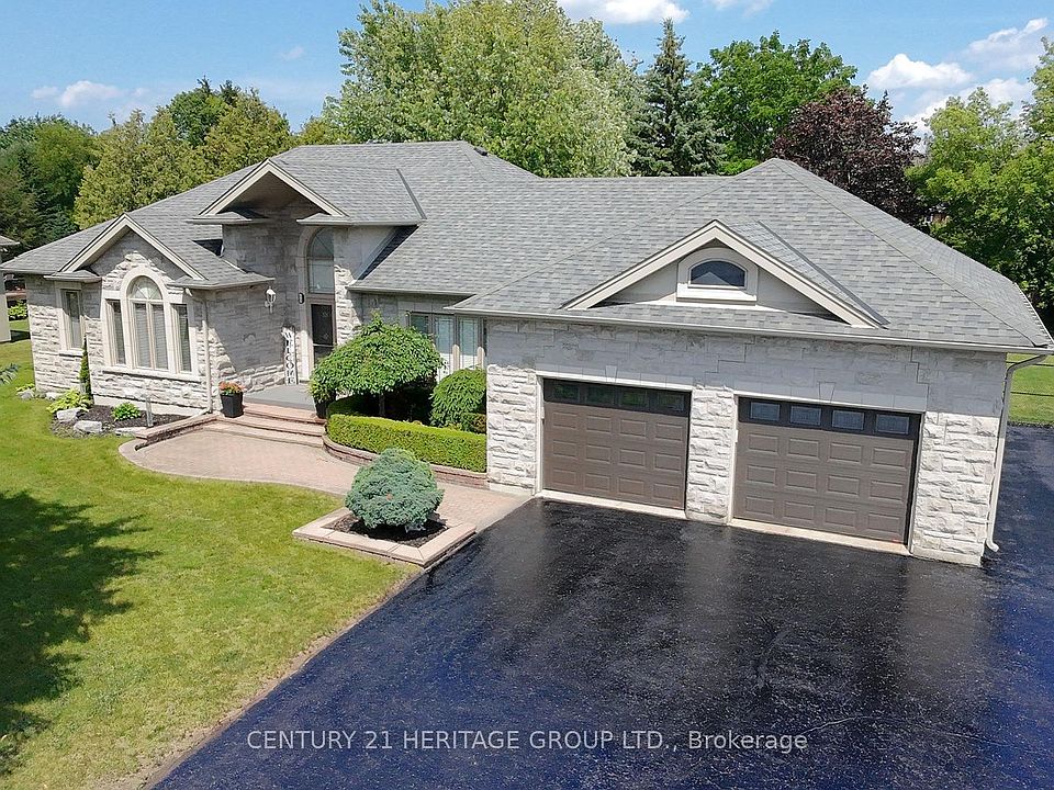 1st image of 49 Shore Cres