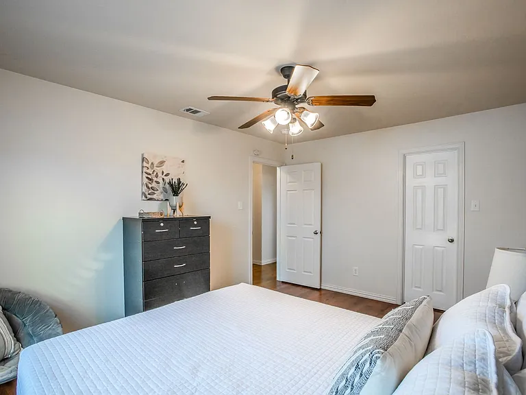 6801 Sandshell Blvd — Photo 21