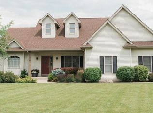 8442 E Ridge Dr, Pleasant Prairie, WI 53158