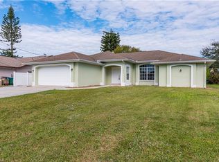 1319 SE 20th St, Cape Coral, FL 33990