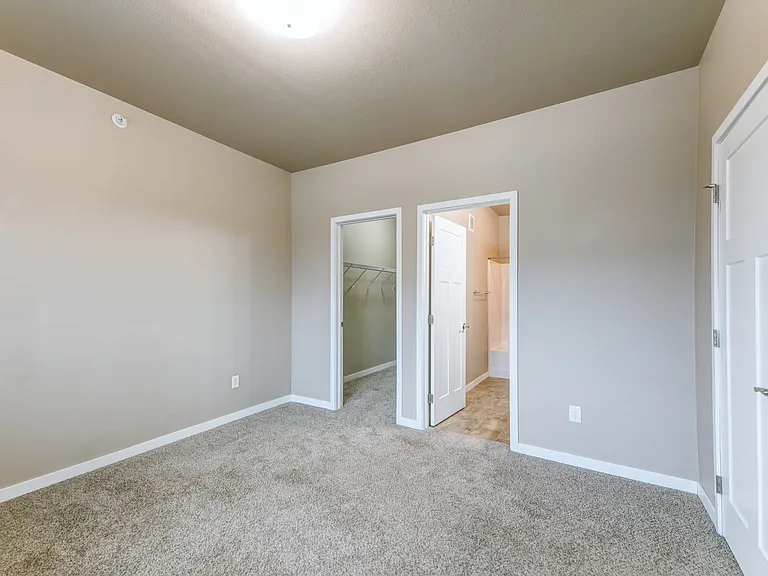 Pinecrest Apartment Homes — Photo 18