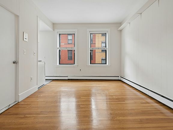 Living room facing front