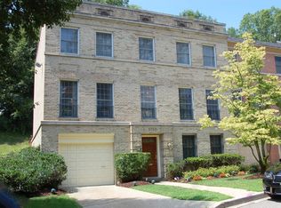 2720 Unicorn Ln NW, Washington, DC 20015