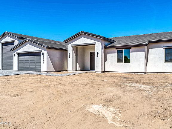 3rd image of 26217 N 154TH Drive