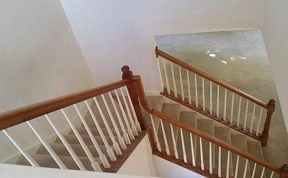 5th image of 2377 Stoughton Cir