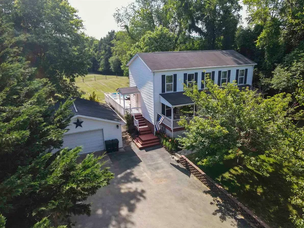 7225 Gate Ten Rd, Radford, VA 24141