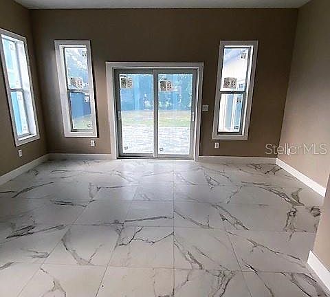 5th image of 9011 W Flora St