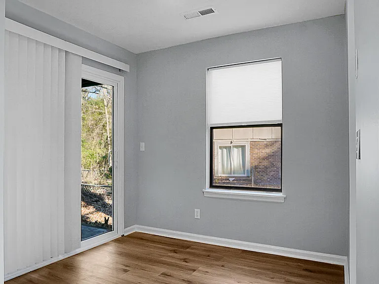 158 Hummingbird Ave #B — Photo 12