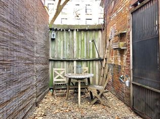 151 Hoyt St #2, Brooklyn, NY 11217