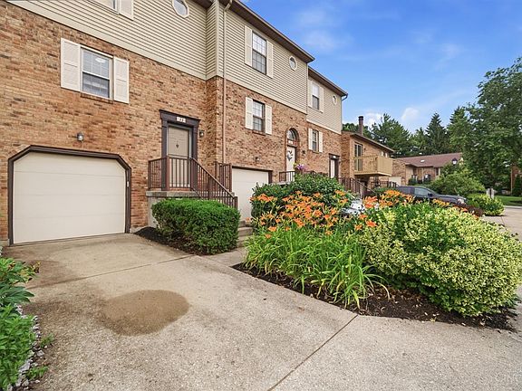 3rd image of 33 Doe Ct