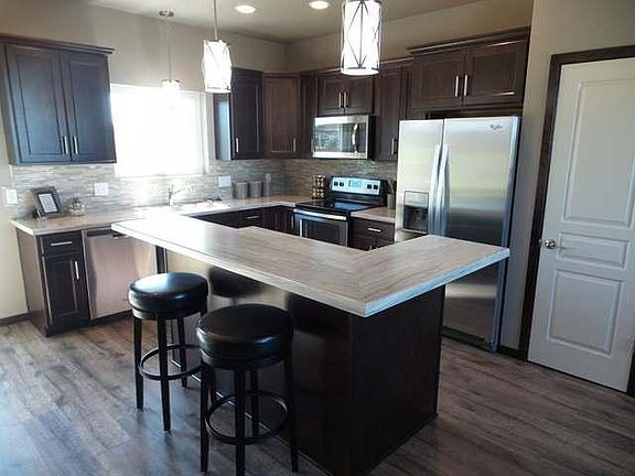5th image of 1608 Plains Bnd SE