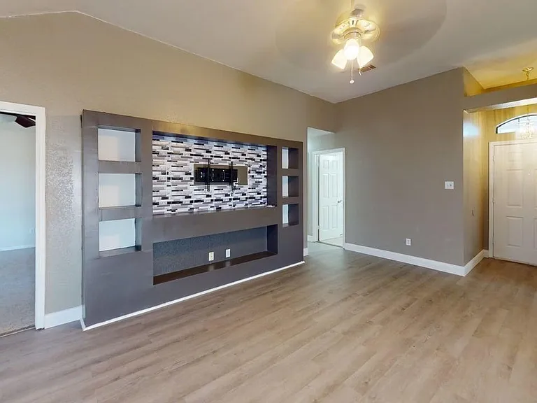 4205 Bluestem Ln — Photo 26