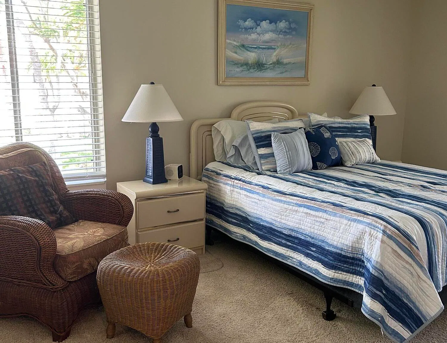 2 bed, 2.0 bath, 1025 sqft, $2,400 — Photo 4