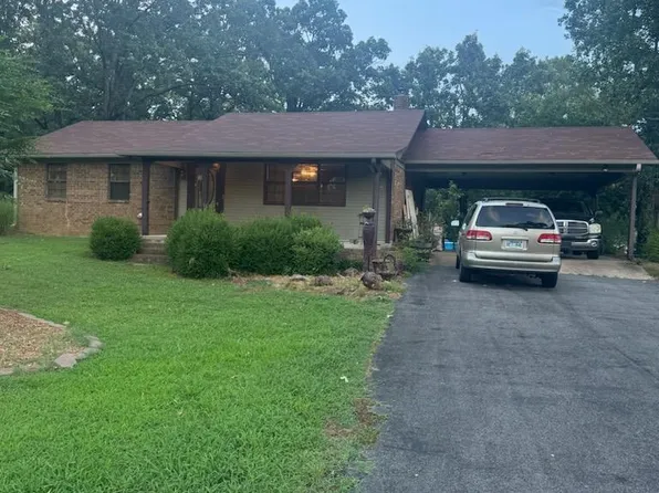 104 Foxchase Rd, Searcy, AR 72143