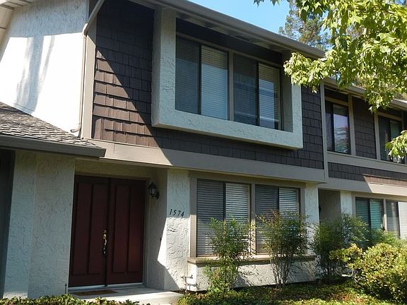2nd image of 1574 Fitchville Ave
