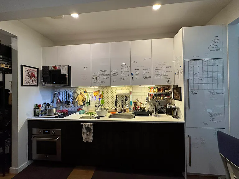 982 Madison St #4C — Photo 4