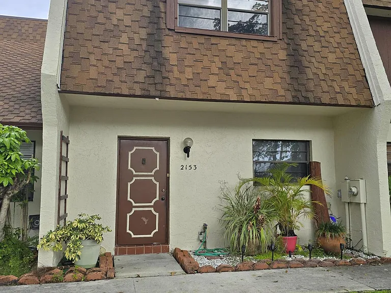 2153 N 14th Ave #2153 — Photo 3
