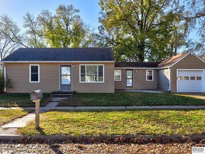 937 E 17th St, Fremont, NE, 68025