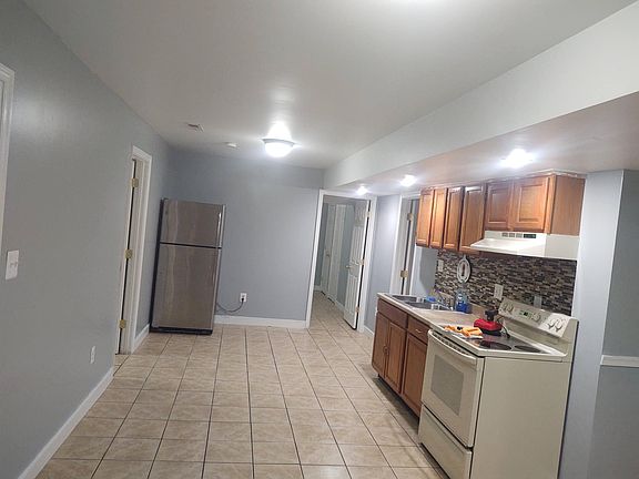 4th image of 13547 Quate Ln