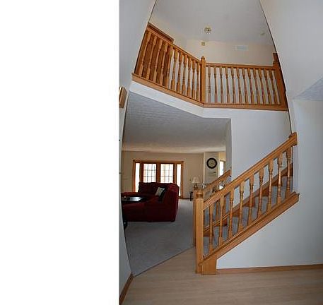 3rd image of 5421 Old Creek Ln