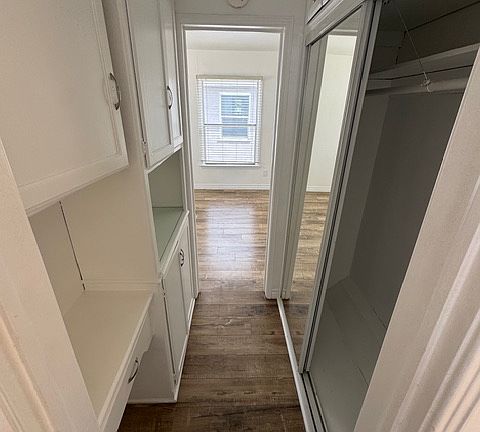4th image of 5279 E The Toledo APT 8