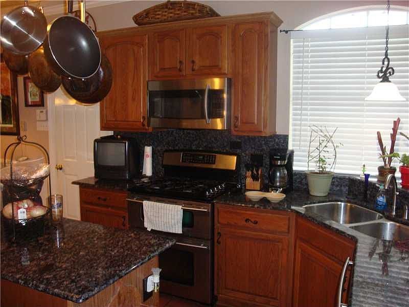 1st image of 313 Westwood Dr