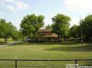 4320 Noyes Rd, Von Ormy, TX 78073