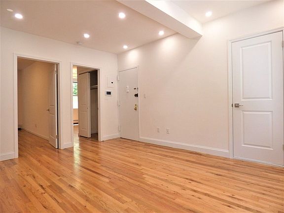 5th image of 165 Concord St #3A