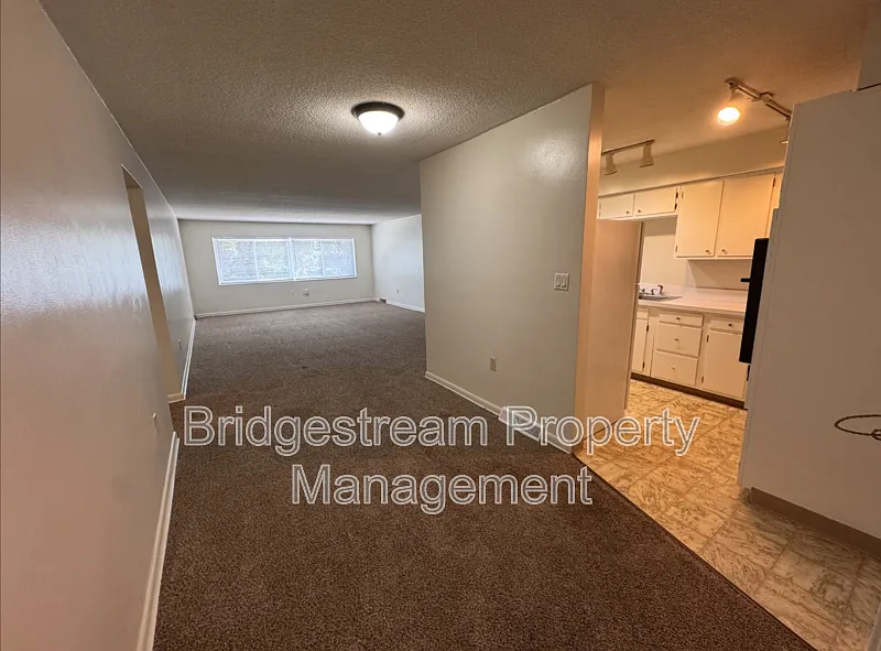 519-2C Heather Dr