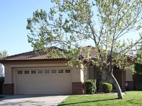 9264 Lucchesi Dr, Sacramento, CA 95829