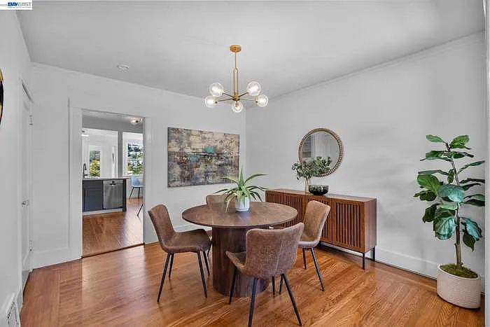 274 Staples Ave — Photo 14
