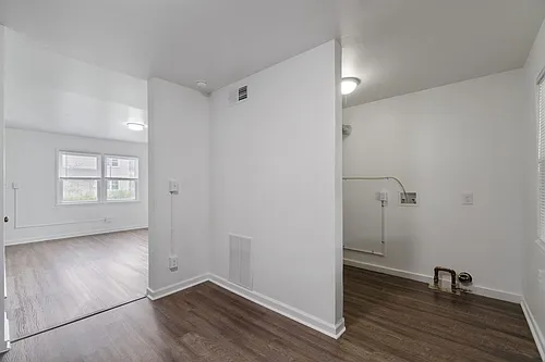 15 Midland Heights Cir #F Photo 1