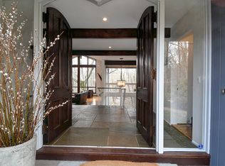 1014 West Rd, New Canaan, CT 06840