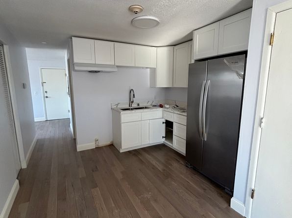 80 Ashburne St APT 6