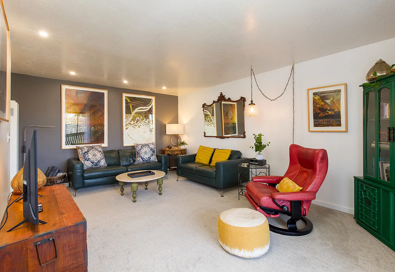 2 bed, 850 sqft, $2,150 — Photo 1