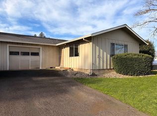 131 & 145 SW Ash St #131, Roseburg, OR 97471